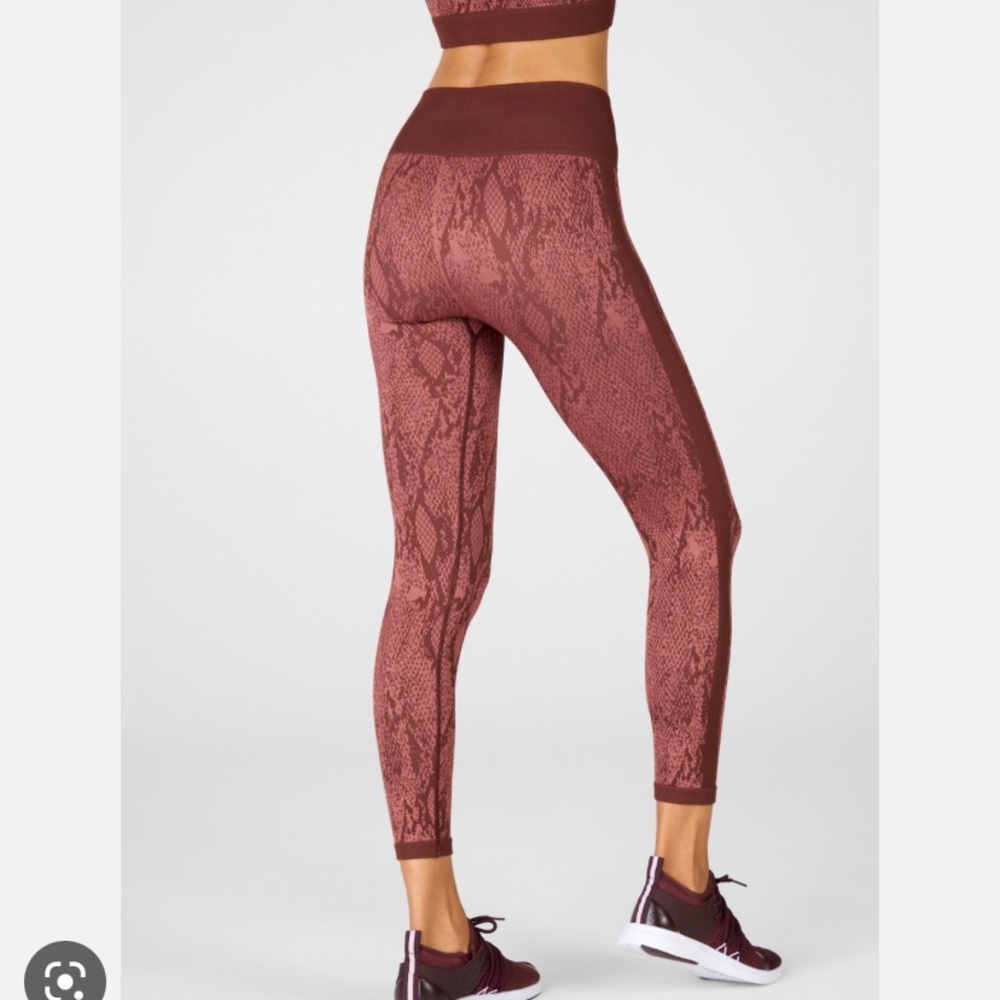 Fabletics Snake Skin Work Out Set - image 2
